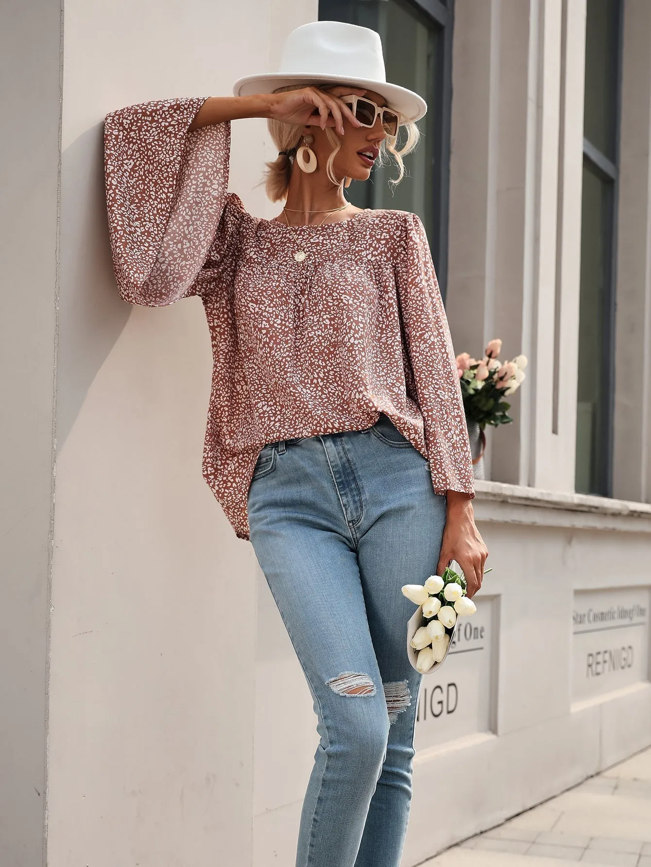 KittenAlarm - Flare Sleeve Disty Floral Blouse