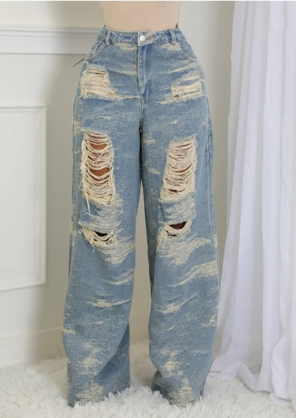 Shipwrecked Distressed Jeans